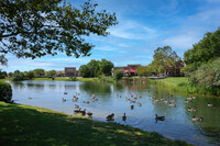 Fairfield Townhomes at Islip in Central Islip, NY - Foto de edificio - Building Photo