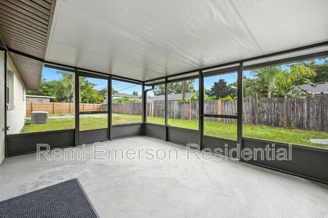 4405 Almark Dr in Orlando, FL - Building Photo - Building Photo