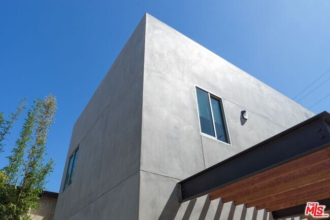 1842 9th St in Santa Monica, CA - Building Photo - Building Photo