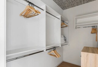 171 N Morgan St in Chicago, IL - Foto de edificio - Building Photo