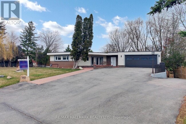 property at 115 Lynwood Crescent