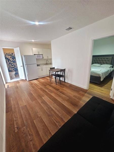 2001 NW 111th Terrace in Pembroke Pines, FL - Building Photo - Building Photo