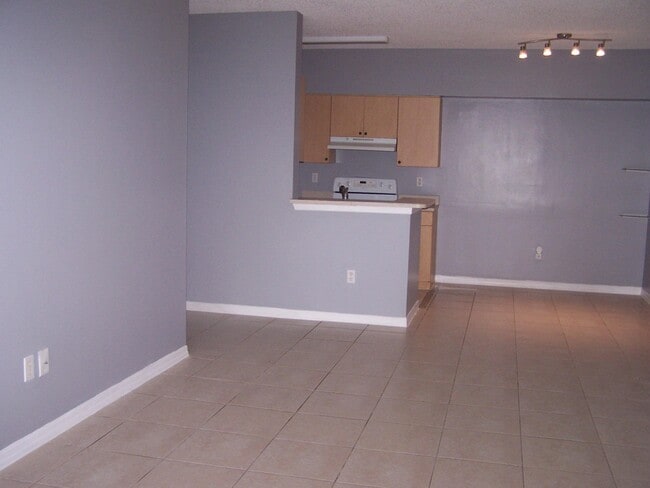 10372 Fox Trail Rd S in Royal Palm Beach, FL - Building Photo - Building Photo