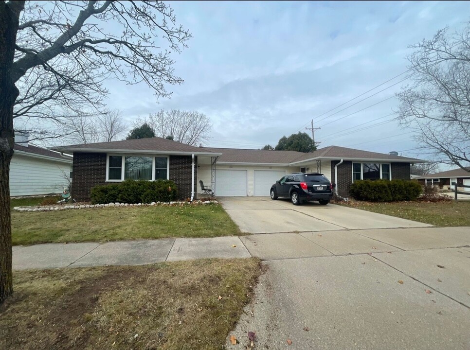 2409 N Eugene St in Appleton, WI - Building Photo