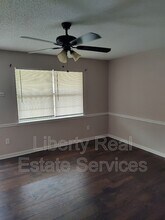 734 Robin Hood Dr in Hinesville, GA - Building Photo - Building Photo