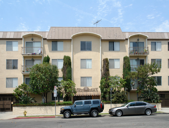 101 N Croft Ave in Los Angeles, CA - Building Photo - Building Photo