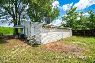 609 8th St NW in Huntsville, AL - Building Photo - Building Photo