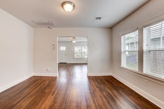 2643 E 1st St in Tulsa, OK - Building Photo - Building Photo