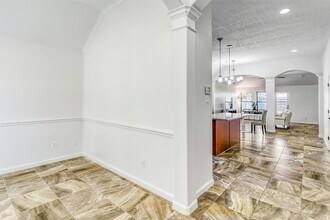 6015 Wildbriar Ln in Richmond, TX - Building Photo - Building Photo