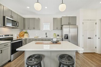 6300 W Memorial Rd in Oklahoma City, OK - Foto de edificio - Building Photo