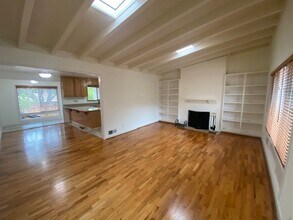 340 Bishop Ave in Pacific Grove, CA - Building Photo - Building Photo