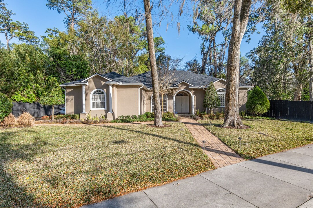 101 NW 22nd St in Gainesville, FL - Building Photo