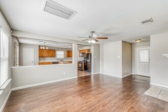 8010 Suffield Glen Ln in Humble, TX - Building Photo - Building Photo