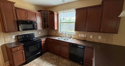 1023 Edenbrooke Cir in Anderson, SC - Building Photo - Building Photo