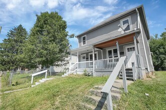 490 E Morrill Ave in Columbus, OH - Building Photo - Building Photo