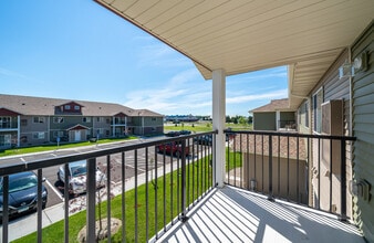 Ward Rentals in Hutchinson in Hutchinson, MN - Building Photo - Building Photo