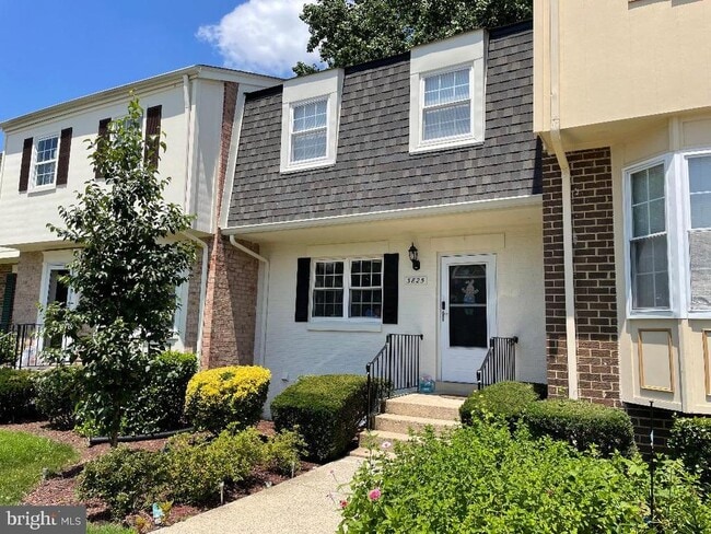 property at 3825 Tremayne Terrace