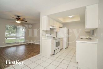 2563 Dobbin Dr in Orlando, FL - Building Photo - Building Photo