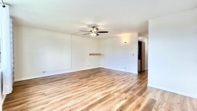 98-1032-1032 Moanalua Rd in Aiea, HI - Building Photo - Building Photo