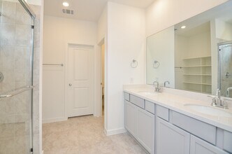 9727 Burlington Bristol Dr in Cypress, TX - Building Photo - Building Photo