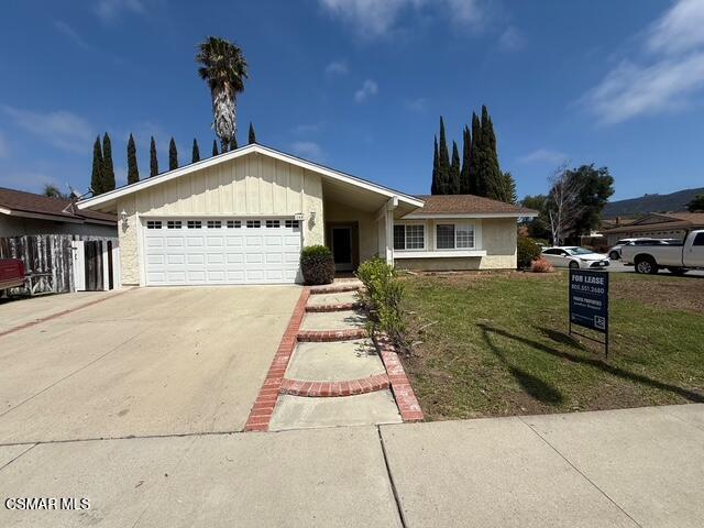 property at 168 W Kelly Rd
