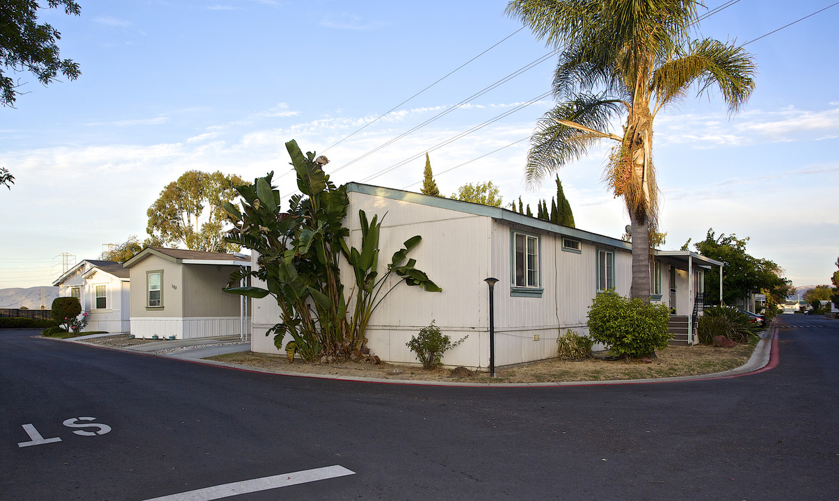 Summerset Mobile Home Park in Alviso, CA - Building Photo