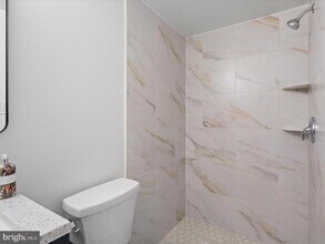 1802 9th St S in Arlington, VA - Building Photo - Building Photo