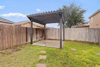 1009 Tesoro Hills in Del Rio, TX - Building Photo - Building Photo