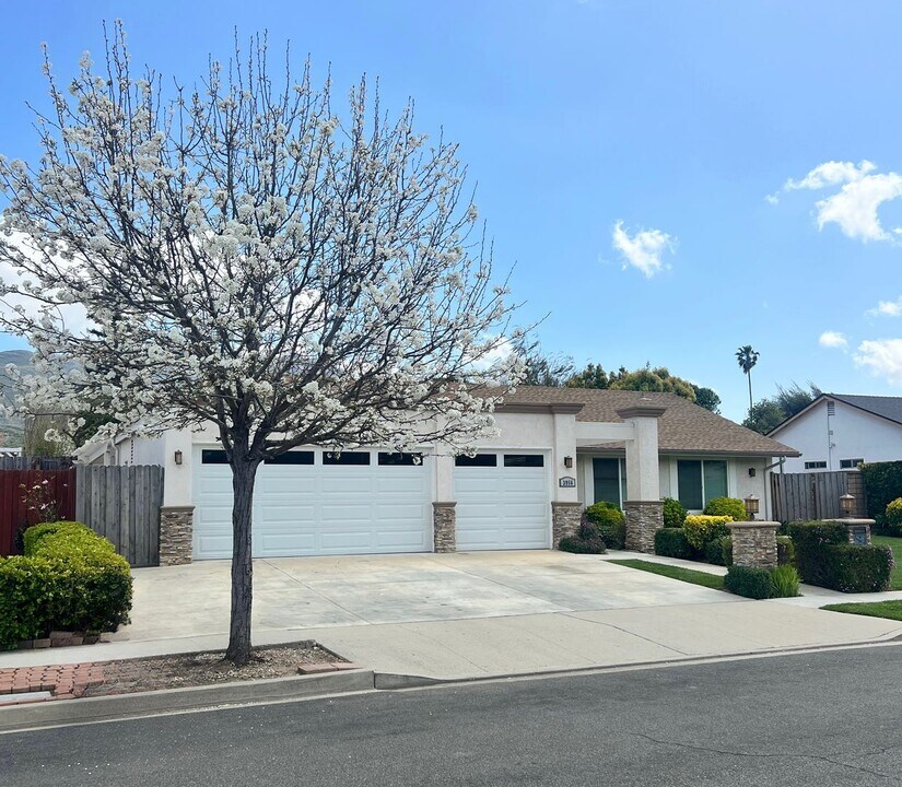 3956 S Camphor Ave in Thousand Oaks, CA - Building Photo