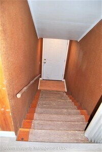 713 E Hancock St photo'