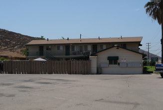 Riverview Villa Apartments in Lakeside, CA - Building Photo - Building Photo