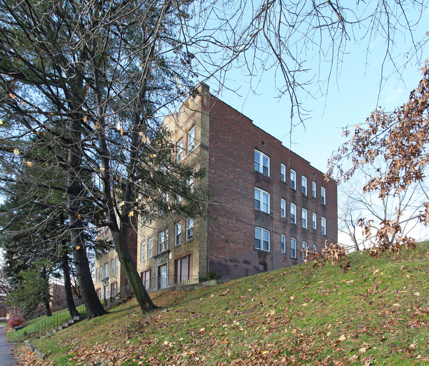 2503-2505 Main St in Hartford, CT - Building Photo