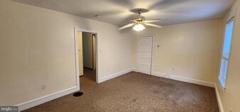 209 E Montgomery Ave in Hatboro, PA - Building Photo