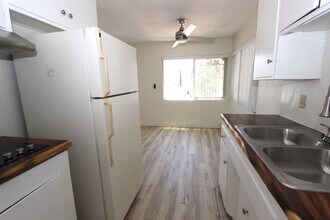 5254 La Jolla Mesa Dr in San Diego, CA - Building Photo - Building Photo