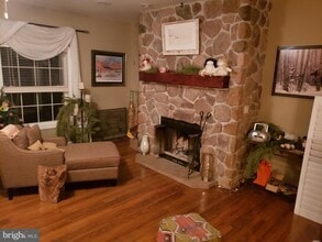 2714 Windy Bush Rd in Newtown, PA - Building Photo - Building Photo