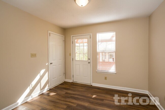 815 Tramore Dr in Stockbridge, GA - Foto de edificio - Building Photo