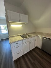 4173 Forest Ave, Unit 4 in Cincinnati, OH - Foto de edificio - Building Photo