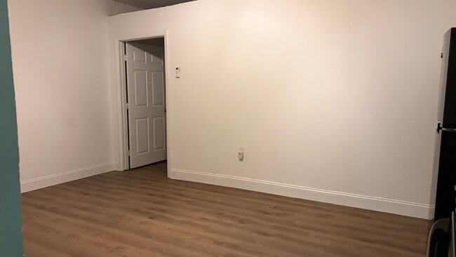 15483 SW 12th Ter, Unit Apto 2 in Miami, FL - Foto de edificio - Building Photo