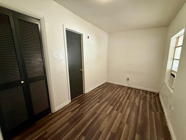 1211 N Ochoa St in El Paso, TX - Building Photo - Building Photo