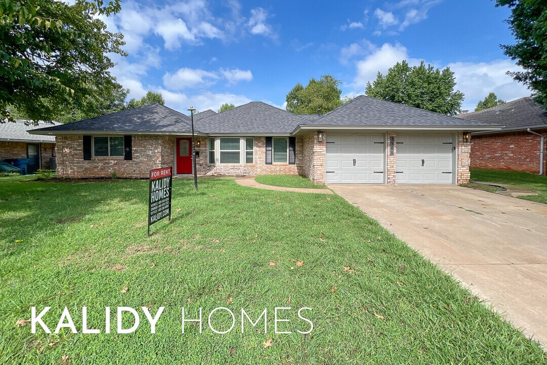 3501 Baird Dr in Edmond, OK - Building Photo