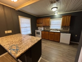 403 W 41st St in Texarkana, TX - Building Photo