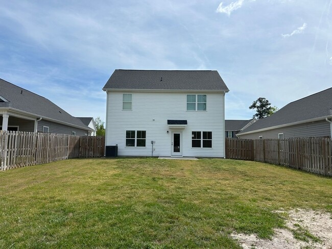 1613 Grey Cliff Run in Wilmington, NC - Building Photo - Building Photo