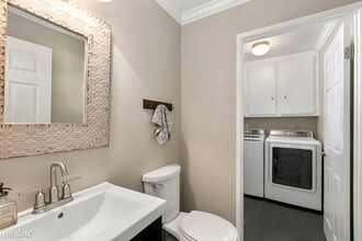 400 S Flower St in Orange, CA - Building Photo - Building Photo