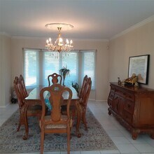 74 Rockland Dr in Jericho, NY - Building Photo - Building Photo