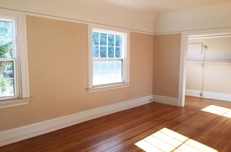 570 Merrimac St in Oakland, CA - Building Photo - Interior Photo