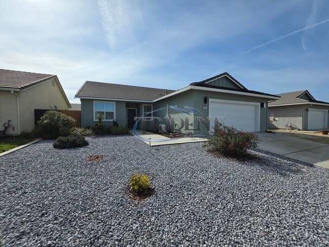 2062 River Rock Dr in Marysville, CA - Building Photo - Building Photo