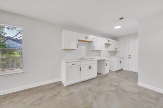 252 Dixie Rd in Memphis, TN - Building Photo - Building Photo