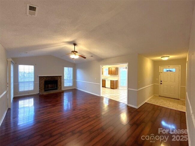 7426 Barn Stone Dr in Charlotte, NC - Building Photo - Building Photo