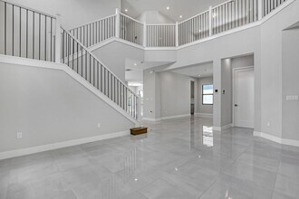 13025 Feathering Wy in Palm Beach Gardens, FL - Building Photo - Building Photo
