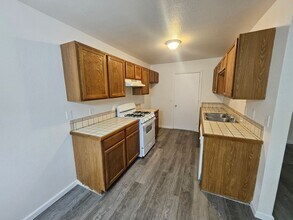 1584 Turquoise Rd in Bullhead City, AZ - Building Photo - Building Photo